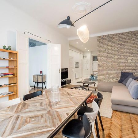 Sunshine Sprint Luxury Apartment Budapeste Exterior foto